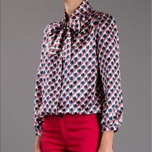 Marc Jacobs Red Printed Pussy Bow Blouse in Silk.